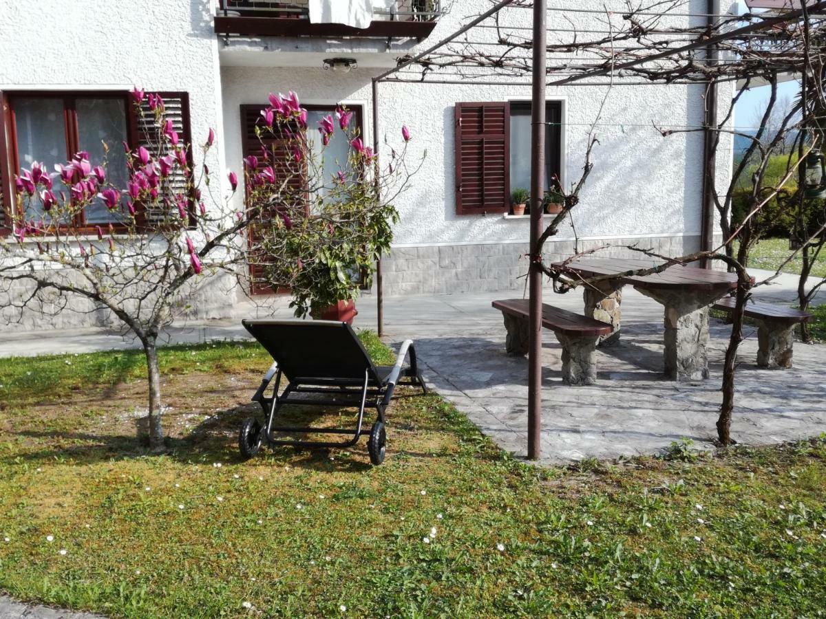Appartement Pri Mlinarju